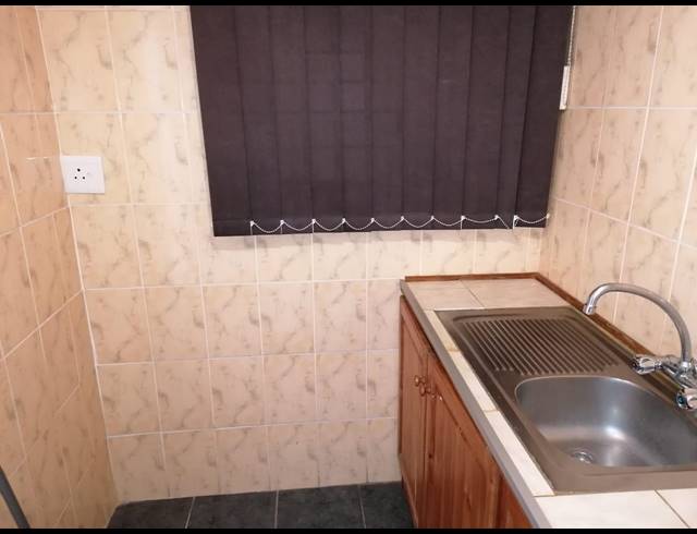 0.5 BEDROOM FLAT RENTED IN SOUTH BEACH